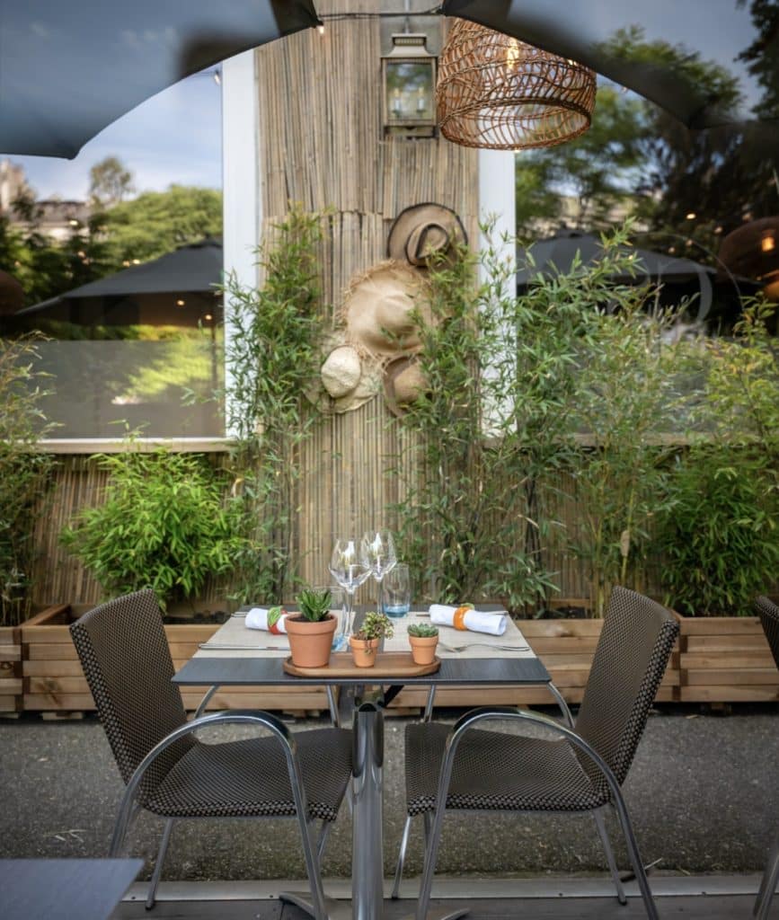 Scénographie de la terrasse d’été 2026 de l’Hôtel Bristol à Genève